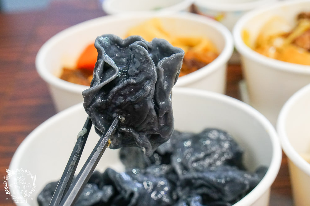 高雄真男饌品疆食堂!聘請新疆廚師製作道地皮帶麵!飽滿水餃一顆抵兩顆? - 第18張圖 高雄真男饌品疆食堂!聘請新疆廚師製作道地皮帶麵!飽滿水餃一顆抵兩顆?