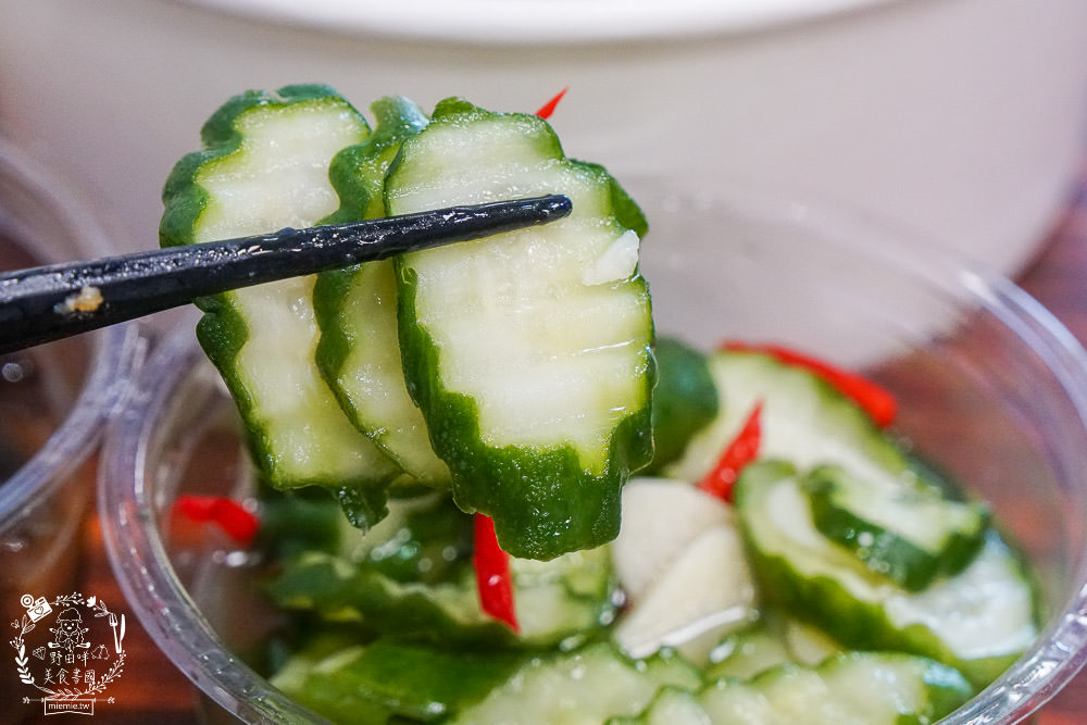 高雄真男饌品疆食堂!聘請新疆廚師製作道地皮帶麵!飽滿水餃一顆抵兩顆? - 第40張圖 高雄真男饌品疆食堂!聘請新疆廚師製作道地皮帶麵!飽滿水餃一顆抵兩顆?