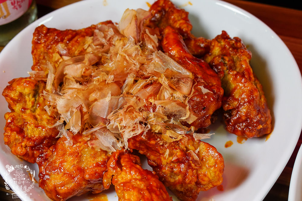 高雄首間人氣韓式炸雞起家雞Cheogajip開賣囉!去骨人氣青蔥雞肉銷魂好吃!頂級洋釀香甜入味 - 第31張圖 高雄首間人氣韓式炸雞起家雞Cheogajip開賣囉!去骨人氣青蔥雞肉銷魂好吃!頂級洋釀香甜入味