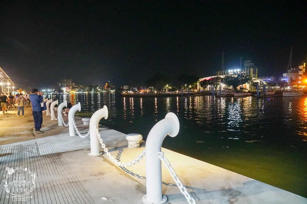 全台最美-高雄鼓山魚市場|高雄最CHILL的港邊景色+透明玻璃屋漁市場!見證哈瑪星最繁榮時刻!高雄新景點推薦! - 第41張圖 全台最美-高雄鼓山魚市場|高雄最CHILL的港邊景色+透明玻璃屋漁市場!見證哈瑪星最繁榮時刻!高雄新景點推薦!