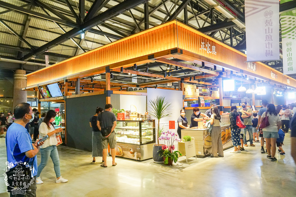 全台最美-高雄鼓山魚市場|高雄最CHILL的港邊景色+透明玻璃屋漁市場!見證哈瑪星最繁榮時刻!高雄新景點推薦! - 第11張圖 全台最美-高雄鼓山魚市場|高雄最CHILL的港邊景色+透明玻璃屋漁市場!見證哈瑪星最繁榮時刻!高雄新景點推薦!