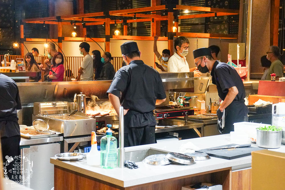 全台最美-高雄鼓山魚市場|高雄最CHILL的港邊景色+透明玻璃屋漁市場!見證哈瑪星最繁榮時刻!高雄新景點推薦! - 第25張圖 全台最美-高雄鼓山魚市場|高雄最CHILL的港邊景色+透明玻璃屋漁市場!見證哈瑪星最繁榮時刻!高雄新景點推薦!