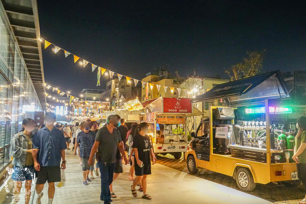 全台最美-高雄鼓山魚市場|高雄最CHILL的港邊景色+透明玻璃屋漁市場!見證哈瑪星最繁榮時刻!高雄新景點推薦! - 第45張圖 全台最美-高雄鼓山魚市場|高雄最CHILL的港邊景色+透明玻璃屋漁市場!見證哈瑪星最繁榮時刻!高雄新景點推薦!