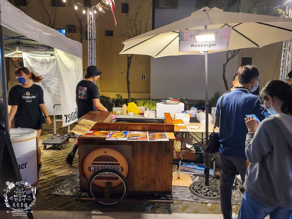 全台最美-高雄鼓山魚市場|高雄最CHILL的港邊景色+透明玻璃屋漁市場!見證哈瑪星最繁榮時刻!高雄新景點推薦! - 第54張圖 全台最美-高雄鼓山魚市場|高雄最CHILL的港邊景色+透明玻璃屋漁市場!見證哈瑪星最繁榮時刻!高雄新景點推薦!