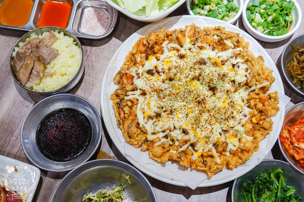 高雄[高麗.菜韓式料理]仁雄路超人氣韓式料理!炸醬麵銷魂美味!香噴噴韓式烤肉超誘人!