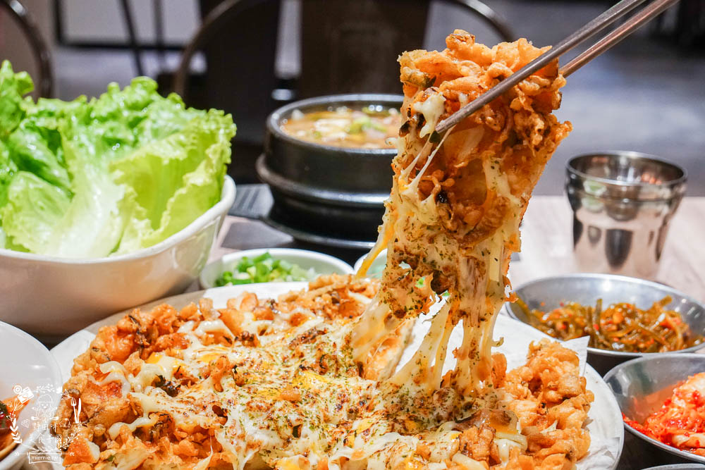 高雄[高麗.菜韓式料理]仁雄路超人氣韓式料理!炸醬麵銷魂美味!香噴噴韓式烤肉超誘人!