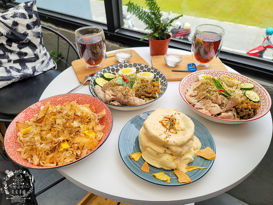 高雄網美餐廳[魚&吉2.0]超好拍的浪漫餐廳!鬆軟香甜舒芙蕾x清爽Q彈拌麵