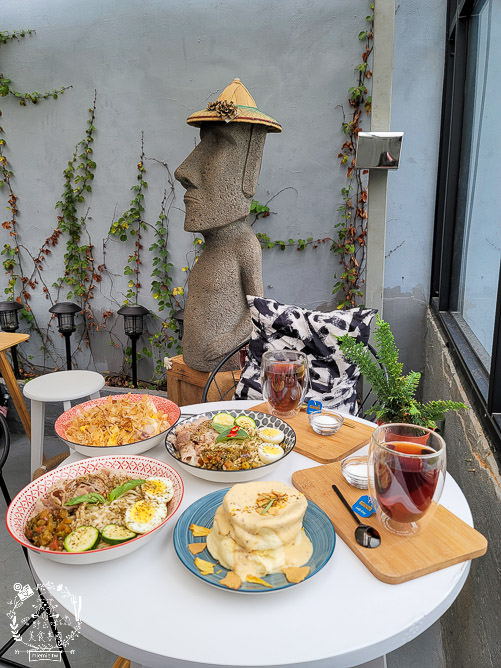 高雄網美餐廳[魚&吉2.0]超好拍的浪漫餐廳!鬆軟香甜舒芙蕾x清爽Q彈拌麵