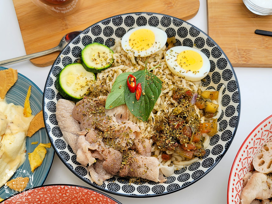 高雄網美餐廳[魚&吉2.0]超好拍的浪漫餐廳!鬆軟香甜舒芙蕾x清爽Q彈拌麵