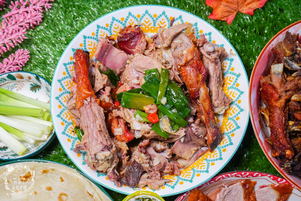 高雄[真好味烤鴨]辛辣醬香的炒鴨架銷魂激推!烤鴨三吃超澎湃呀!手工餅皮超厚der