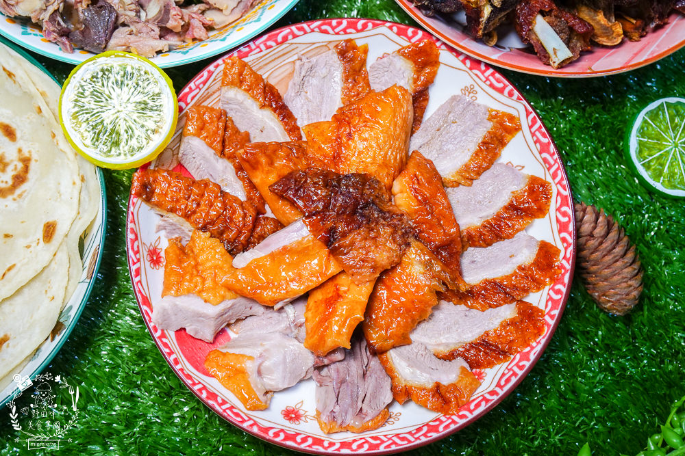 高雄[真好味烤鴨]辛辣醬香的炒鴨架銷魂激推!烤鴨三吃超澎湃呀!手工餅皮超厚der