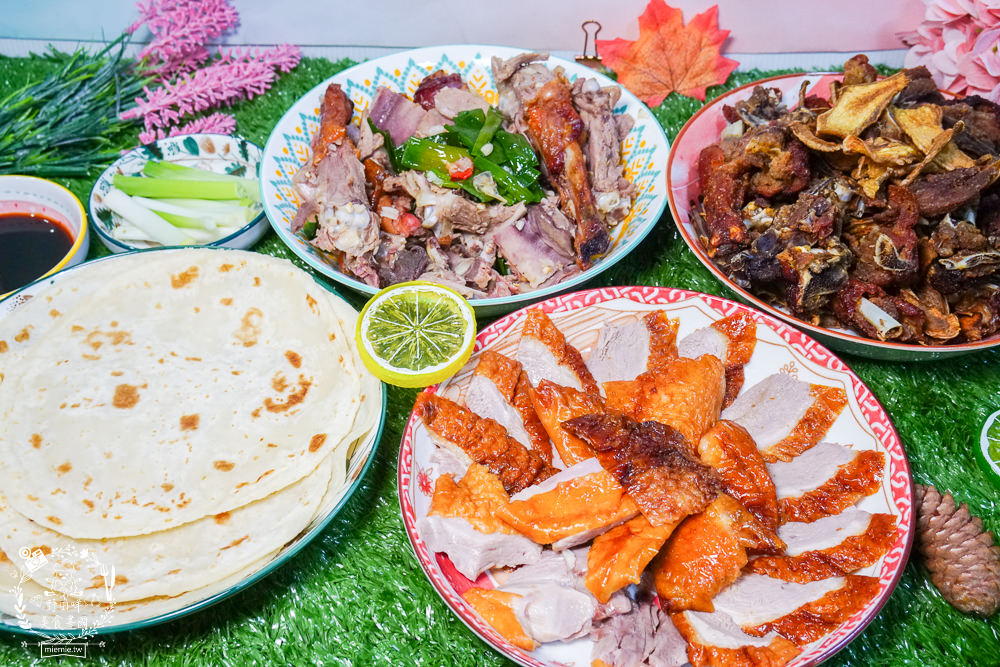 高雄[真好味烤鴨]辛辣醬香的炒鴨架銷魂激推!烤鴨三吃超澎湃呀!手工餅皮超厚der