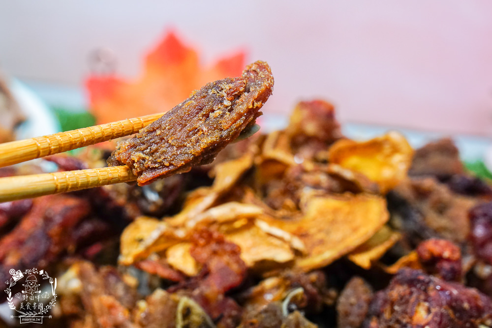 高雄[真好味烤鴨]辛辣醬香的炒鴨架銷魂激推!烤鴨三吃超澎湃呀!手工餅皮超厚der