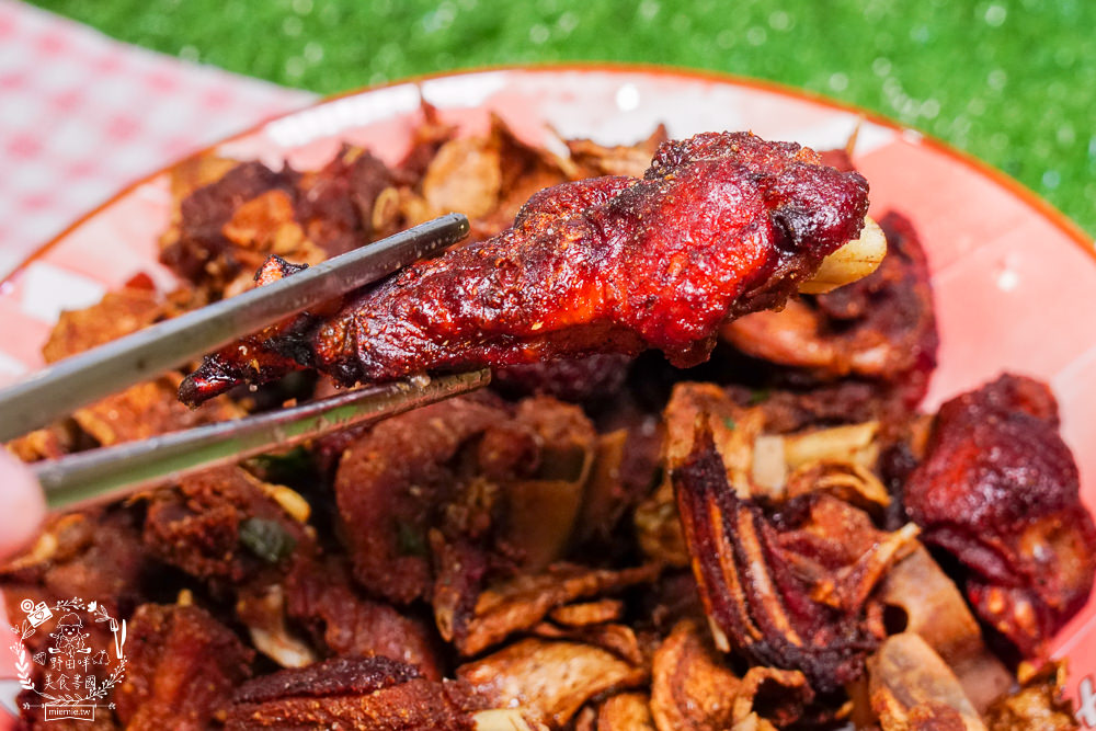 高雄[馬沙鴨莊]鳳山評價超好的人氣烤鴨!不預訂常常撲空的鳳山烤鴨!