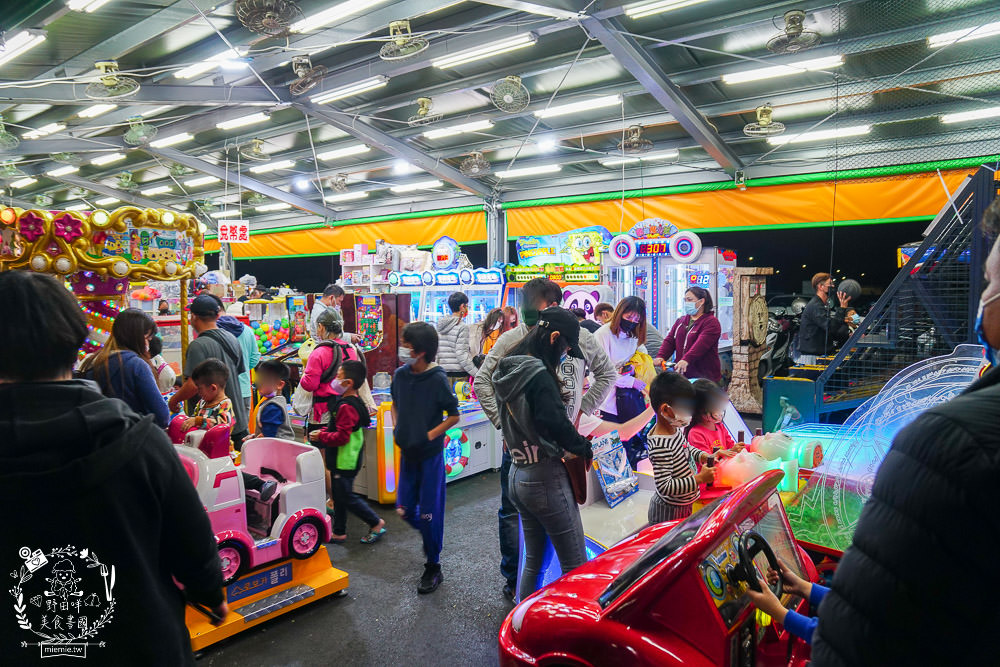 鳳山青年夜市隆重回歸!165個攤位超多人氣美食強勢回歸!吃喝玩樂通通都有~
