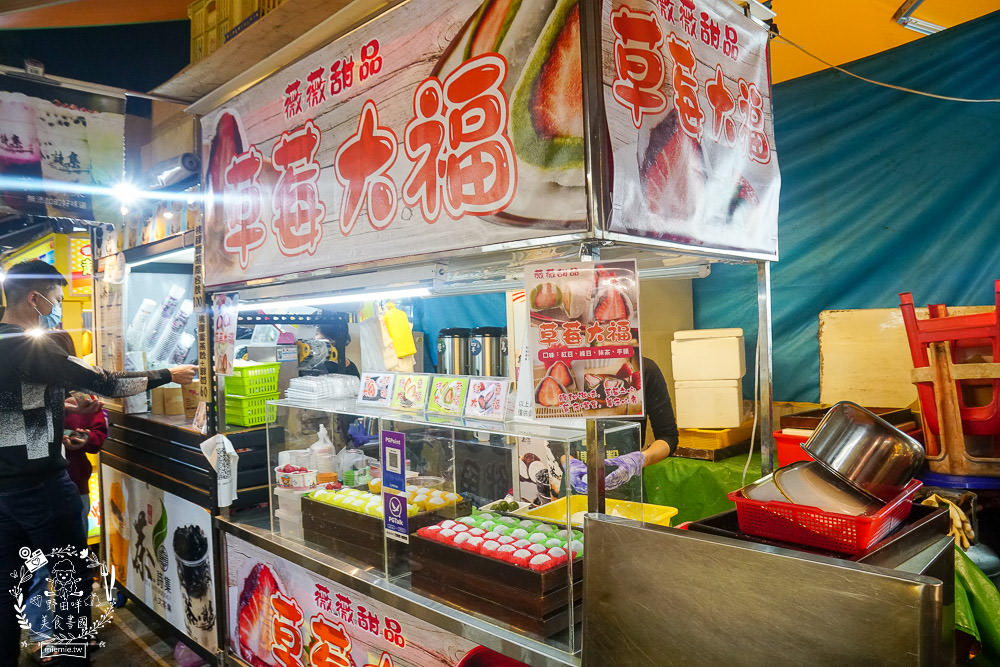 鳳山青年夜市隆重回歸!165個攤位超多人氣美食強勢回歸!吃喝玩樂通通都有~