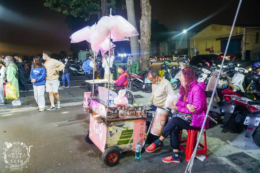 鳳山青年夜市隆重回歸!165個攤位超多人氣美食強勢回歸!吃喝玩樂通通都有~