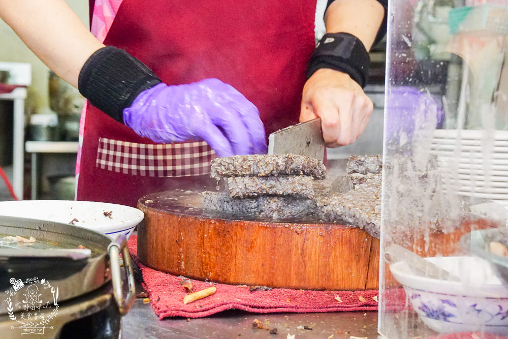 高雄[鴨肉本二老闆的店]超人氣鴨肉冬粉跟肉燥飯在地人美味激推!鹽埕區鴨肉飯推薦!