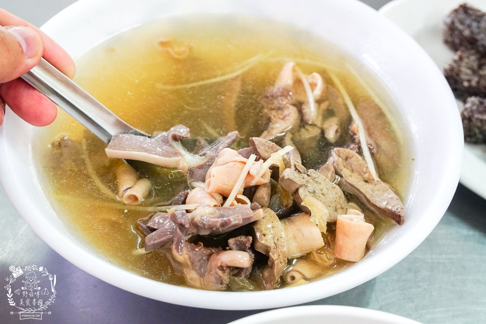 高雄[鴨肉本二老闆的店]超人氣鴨肉冬粉跟肉燥飯在地人美味激推!鹽埕區鴨肉飯推薦!