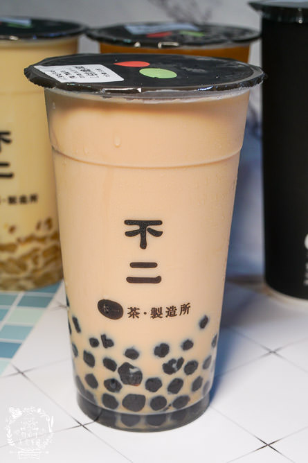 高雄鹽埕奶茶一條街美食推薦!街口支付最高享15%回饋!在家防疫也能安心享用美味小吃! - 第17張圖 高雄鹽埕奶茶一條街美食推薦!街口支付最高享15%回饋!在家防疫也能安心享用美味小吃!