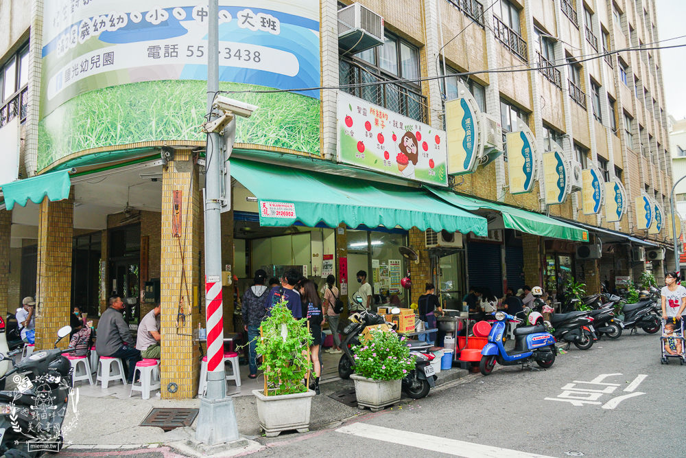 高雄[崛江麵店]鹽埕區50年麵店!每逢假日必排隊的超人氣小吃!鹽埕區必吃美食