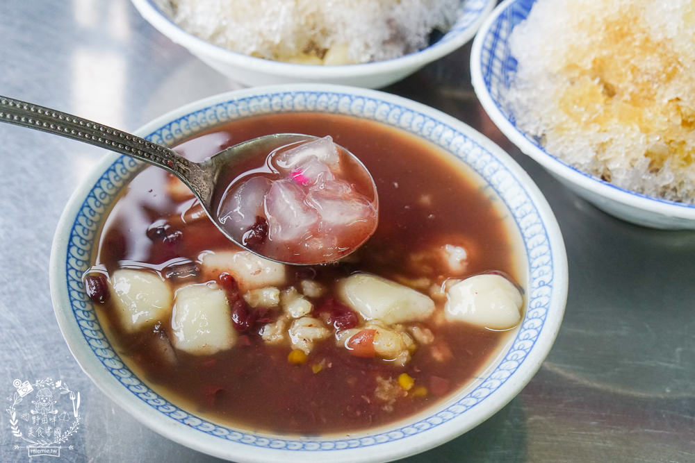 高雄[李家圓仔冰]鹽埕區超人氣70年歷史老店!手工圓仔是很多人心中第一名?