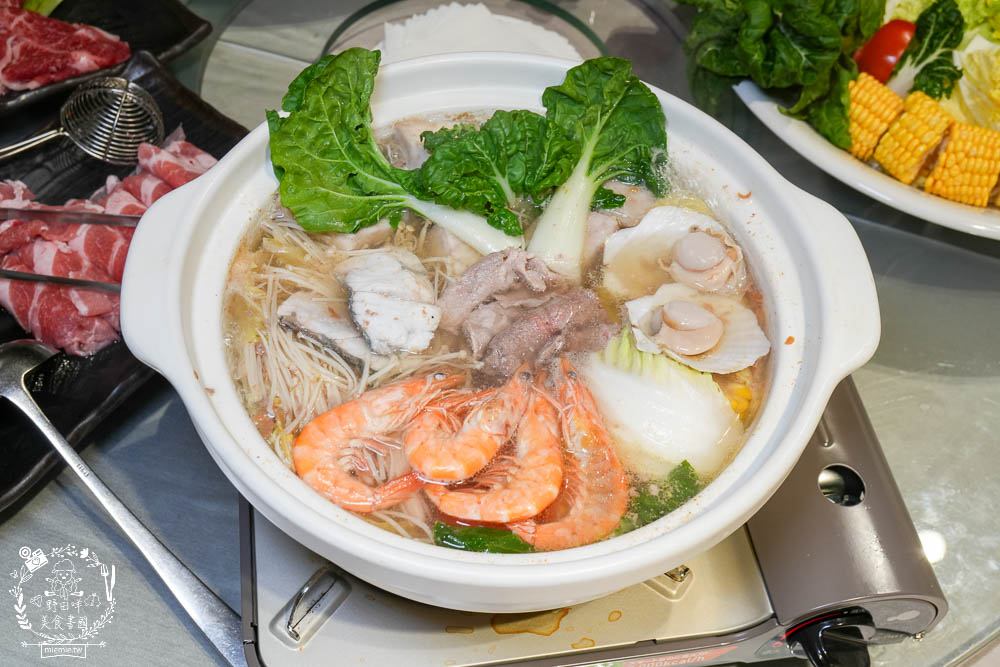 麗尊酒店芙悅軒飄香潮汕全鴨宴B餐|高雄必吃的明爐櫻桃鴨三吃!澎湃海鮮盤的潮汕港式火鍋料豐味美! - 第30張圖 麗尊酒店芙悅軒飄香潮汕全鴨宴B餐|高雄必吃的明爐櫻桃鴨三吃!澎湃海鮮盤的潮汕港式火鍋料豐味美!