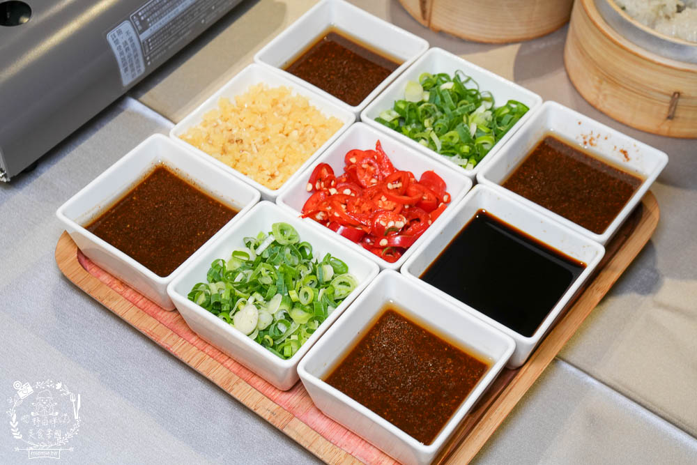 麗尊酒店芙悅軒飄香潮汕全鴨宴B餐|高雄必吃的明爐櫻桃鴨三吃!澎湃海鮮盤的潮汕港式火鍋料豐味美! - 第35張圖 麗尊酒店芙悅軒飄香潮汕全鴨宴B餐|高雄必吃的明爐櫻桃鴨三吃!澎湃海鮮盤的潮汕港式火鍋料豐味美!