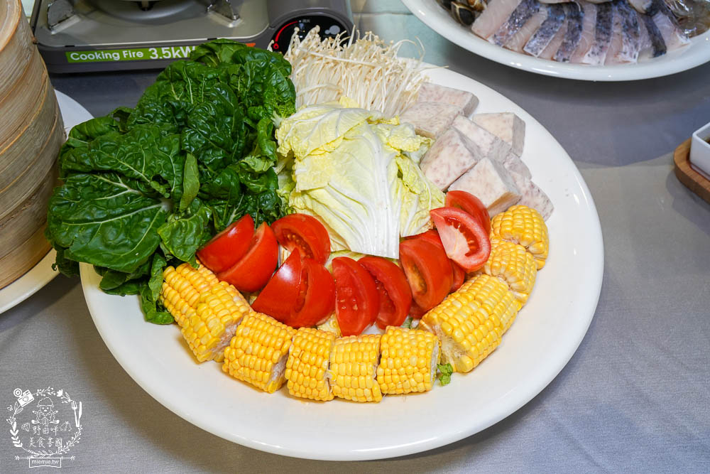 麗尊酒店芙悅軒飄香潮汕全鴨宴B餐|高雄必吃的明爐櫻桃鴨三吃!澎湃海鮮盤的潮汕港式火鍋料豐味美! - 第34張圖 麗尊酒店芙悅軒飄香潮汕全鴨宴B餐|高雄必吃的明爐櫻桃鴨三吃!澎湃海鮮盤的潮汕港式火鍋料豐味美!