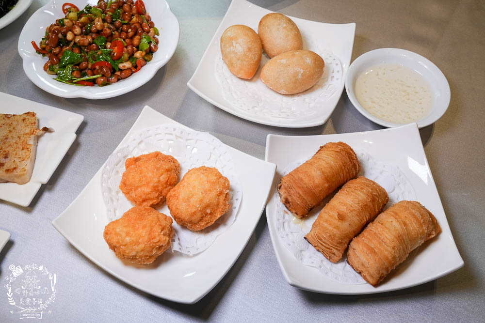 麗尊酒店芙悅軒飄香潮汕全鴨宴B餐|高雄必吃的明爐櫻桃鴨三吃!澎湃海鮮盤的潮汕港式火鍋料豐味美! - 第43張圖 麗尊酒店芙悅軒飄香潮汕全鴨宴B餐|高雄必吃的明爐櫻桃鴨三吃!澎湃海鮮盤的潮汕港式火鍋料豐味美!