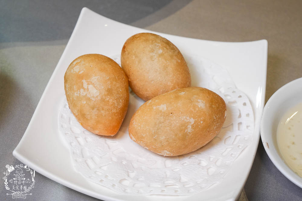 麗尊酒店芙悅軒飄香潮汕全鴨宴B餐|高雄必吃的明爐櫻桃鴨三吃!澎湃海鮮盤的潮汕港式火鍋料豐味美! - 第47張圖 麗尊酒店芙悅軒飄香潮汕全鴨宴B餐|高雄必吃的明爐櫻桃鴨三吃!澎湃海鮮盤的潮汕港式火鍋料豐味美!