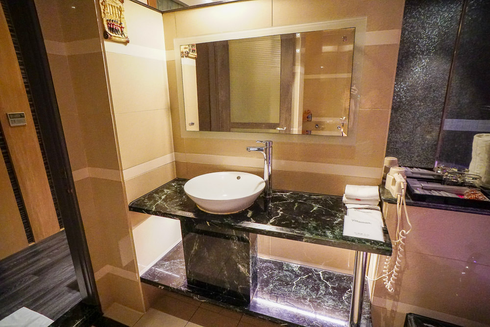 高雄住宿推薦!麗馨汽車旅館~訂房網站高評價的高雄住宿