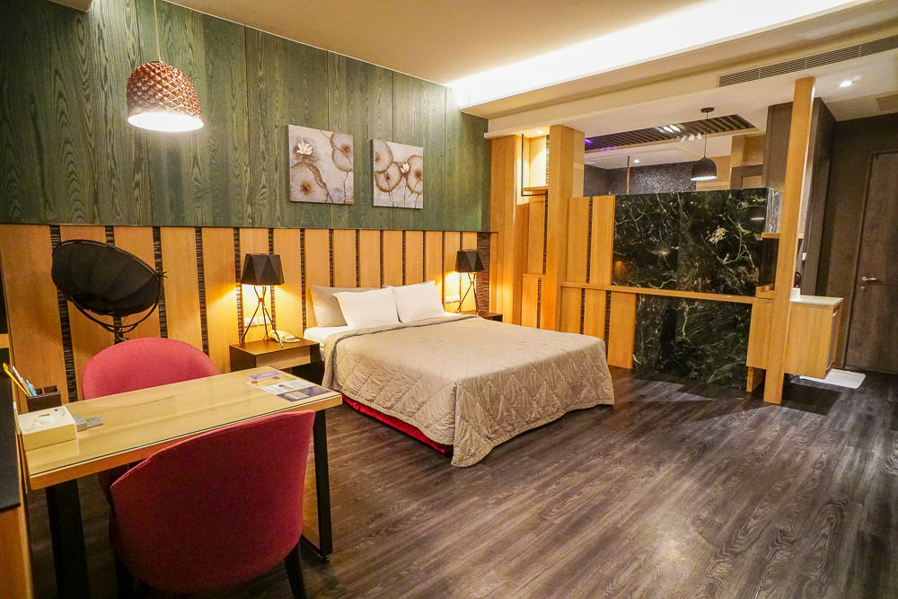 高雄住宿推薦!麗馨汽車旅館~訂房網站高評價的高雄住宿