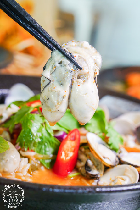 黃金蝦無毒泰國蝦餐廳|屏東超人氣泰國蝦城堡樂園!新推超澎湃海鮮飯湯!全台唯一無毒+海水SPA泰國蝦! - 第13張圖 黃金蝦無毒泰國蝦餐廳|屏東超人氣泰國蝦城堡樂園!新推超澎湃海鮮飯湯!全台唯一無毒+海水SPA泰國蝦!