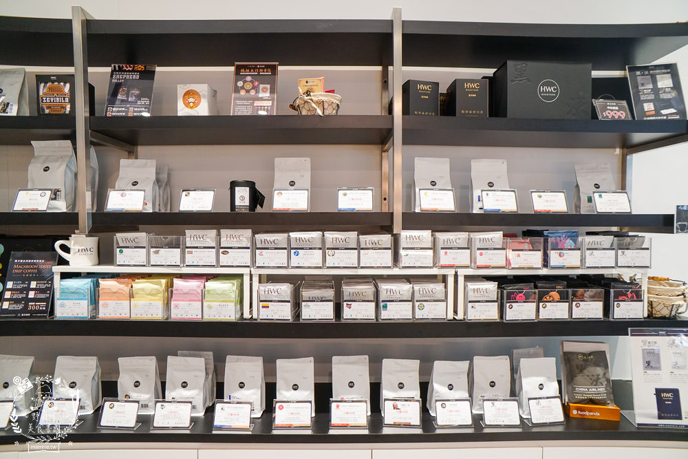 高雄[黑沃咖啡巨蛋店]透過咖啡占卜找到屬於你的風味+精緻甜點下午茶