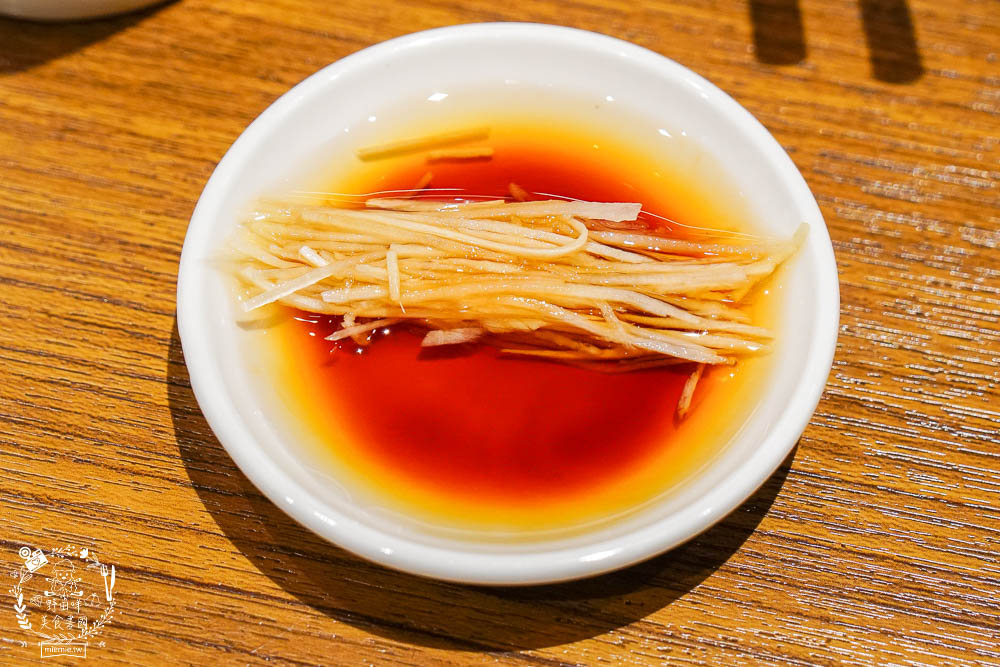 鼎泰豐|高雄超人氣小籠包中式料理!連平日中午都要等40分鐘!排骨蛋炒飯跟小籠包是人氣必點! - 第22張圖 鼎泰豐|高雄超人氣小籠包中式料理!連平日中午都要等40分鐘!排骨蛋炒飯跟小籠包是人氣必點!