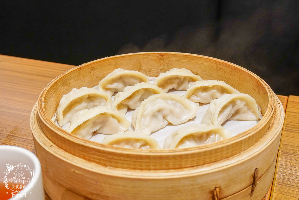 鼎泰豐|高雄超人氣小籠包中式料理!連平日中午都要等40分鐘!排骨蛋炒飯跟小籠包是人氣必點! - 第40張圖 鼎泰豐|高雄超人氣小籠包中式料理!連平日中午都要等40分鐘!排骨蛋炒飯跟小籠包是人氣必點!