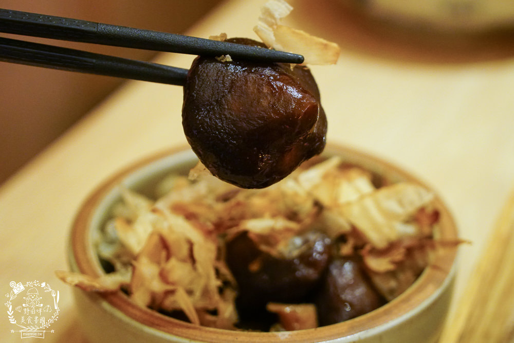 龝田熟成咖哩巨蛋店|高雄超人氣別緻日系風的咖哩店!巨蛋商圈28天的熟成咖哩飯!