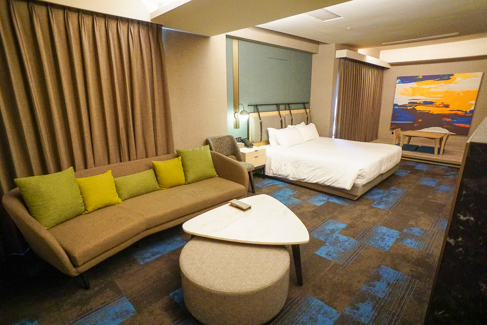 高雄汽車旅館推薦!高雄休息住宿推薦|精緻住宿早餐|寬闊按摩浴缸|歡唱KTV - 第1張圖 高雄汽車旅館推薦!高雄休息住宿推薦|精緻住宿早餐|寬闊按摩浴缸|歡唱KTV