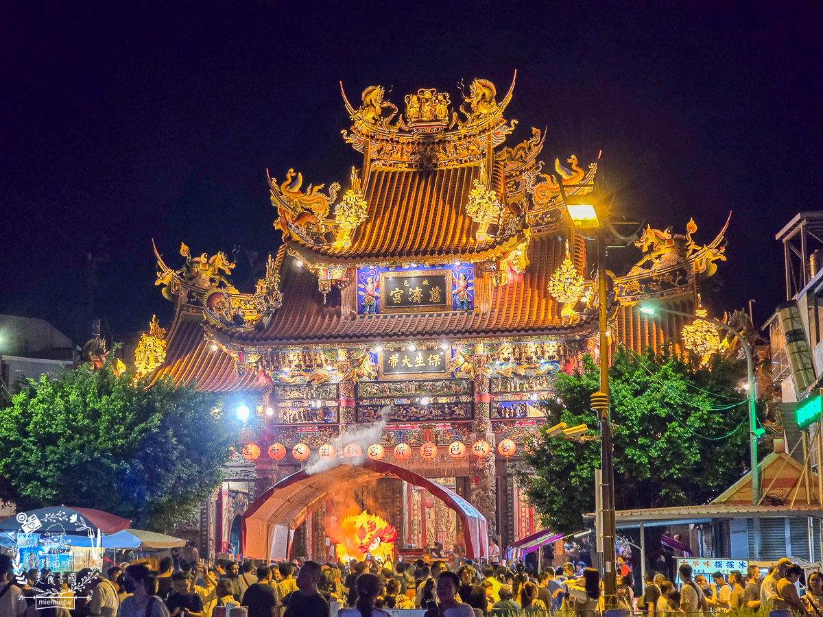 高雄[2025蓮池潭新春年街/左營萬年季美食]上百美食百貨玩樂攤位!吃喝玩樂一整天!