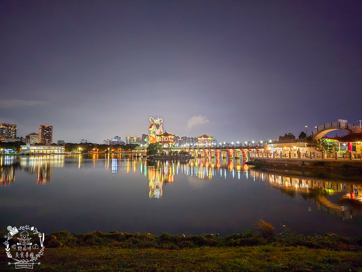 高雄[2025蓮池潭新春年街/左營萬年季美食]上百美食百貨玩樂攤位!吃喝玩樂一整天!