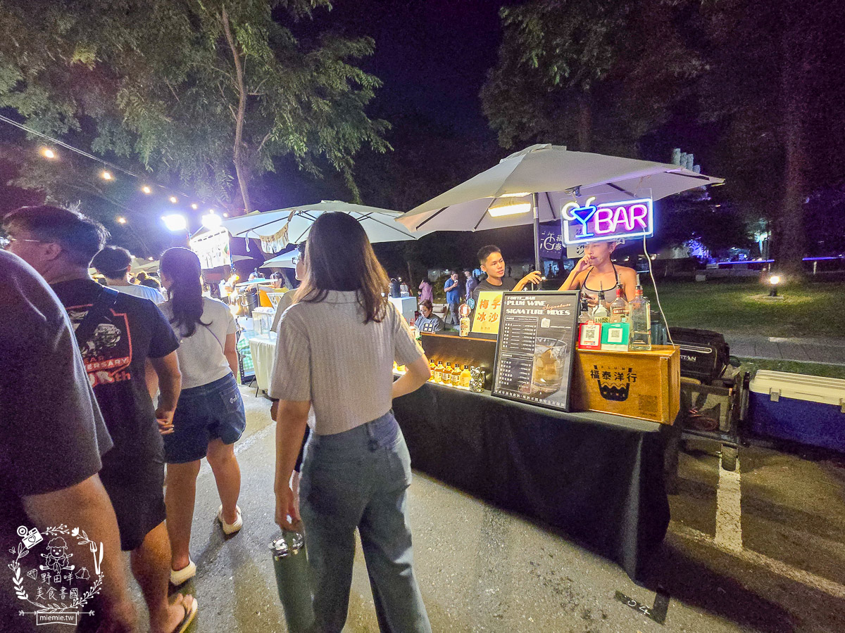 高雄[2025蓮池潭新春年街/左營萬年季美食]上百美食百貨玩樂攤位!吃喝玩樂一整天!