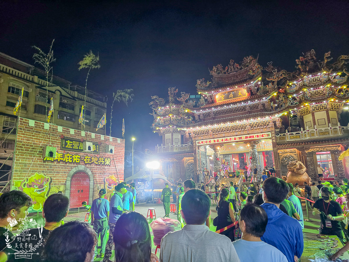 高雄[2025蓮池潭新春年街/左營萬年季美食]上百美食百貨玩樂攤位!吃喝玩樂一整天!