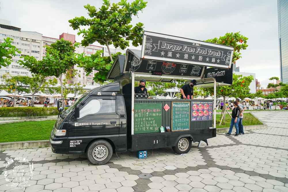 2022臺灣文博會x台灣設計展”台灣IP 高雄原創”聊療漂漂河&文創市集與美食餐車