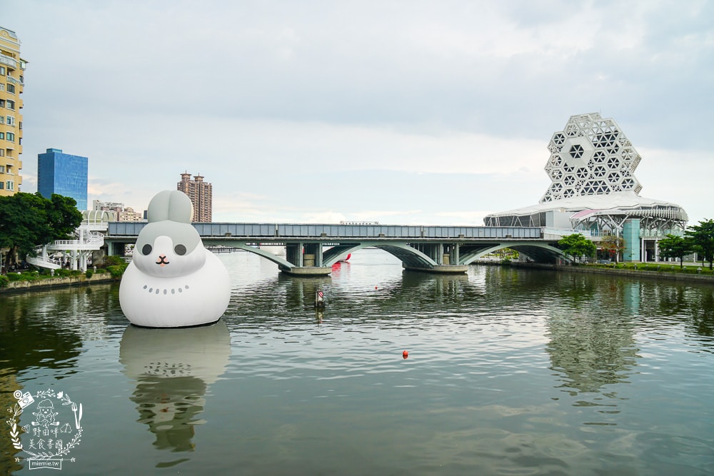 2022臺灣文博會x台灣設計展”台灣IP 高雄原創”聊療漂漂河&文創市集與美食餐車