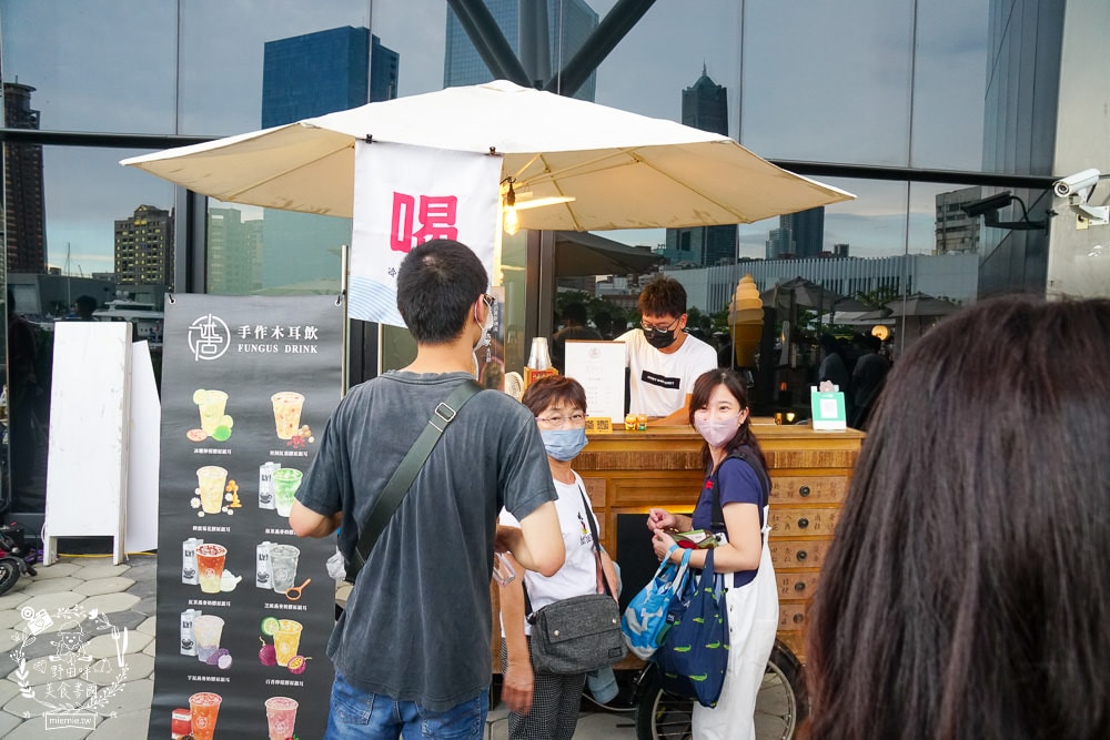 2022臺灣文博會x台灣設計展”台灣IP 高雄原創”聊療漂漂河&文創市集與美食餐車