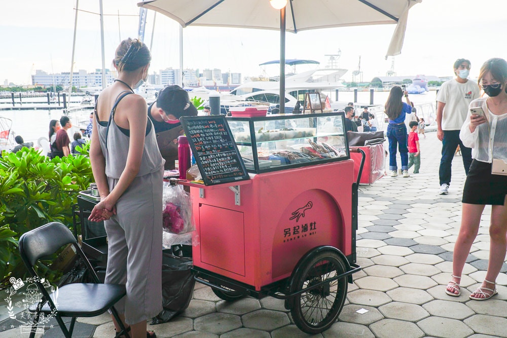 2022臺灣文博會x台灣設計展”台灣IP 高雄原創”聊療漂漂河&文創市集與美食餐車