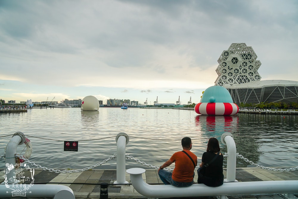 2022臺灣文博會x台灣設計展”台灣IP 高雄原創”聊療漂漂河&文創市集與美食餐車