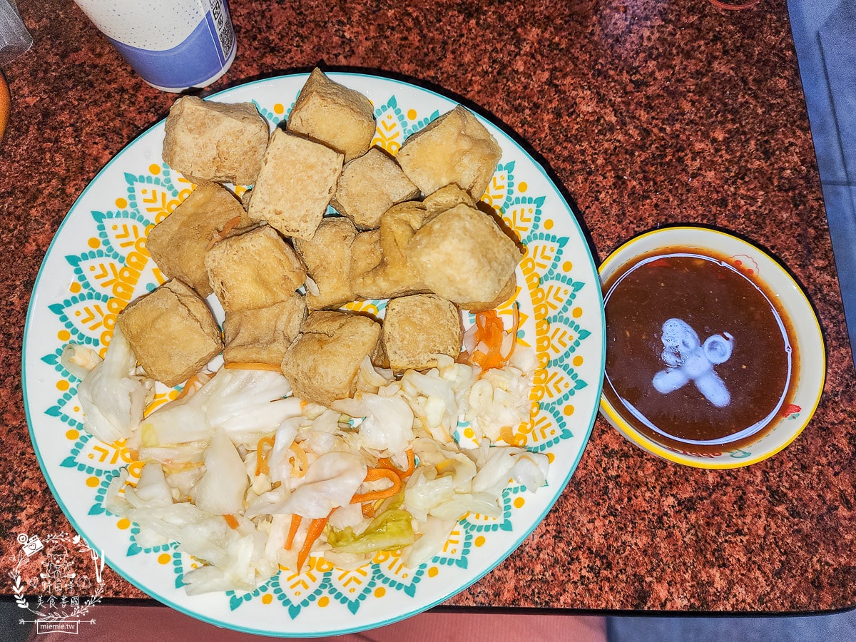 香香香臭豆腐|鳳山天公廟附近的人氣臭豆腐!在地人從小吃到大的鳳山臭豆腐! - 第15張圖 香香香臭豆腐|鳳山天公廟附近的人氣臭豆腐!在地人從小吃到大的鳳山臭豆腐!