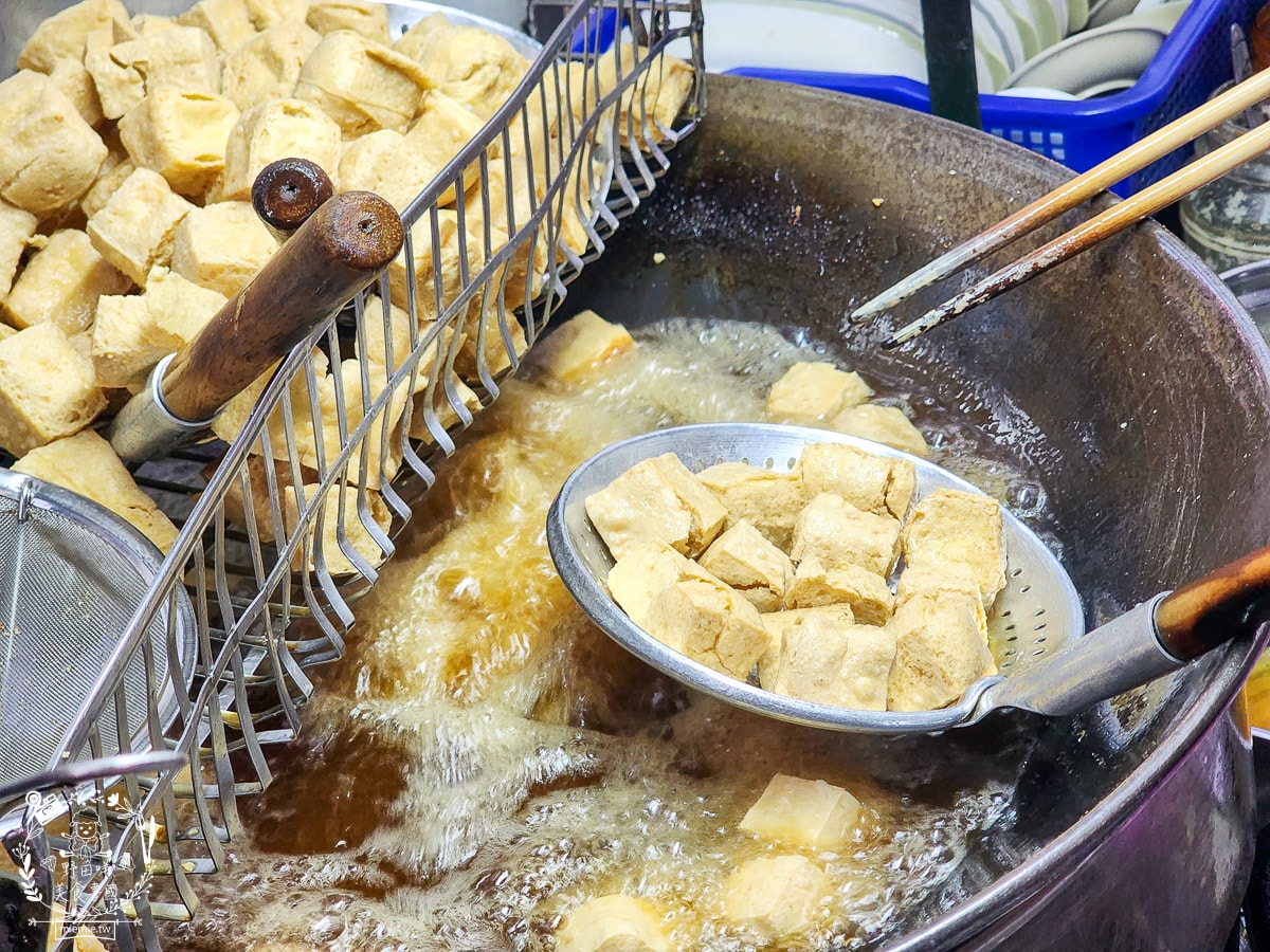 香香香臭豆腐|鳳山天公廟附近的人氣臭豆腐!在地人從小吃到大的鳳山臭豆腐! - 第6張圖 香香香臭豆腐|鳳山天公廟附近的人氣臭豆腐!在地人從小吃到大的鳳山臭豆腐!
